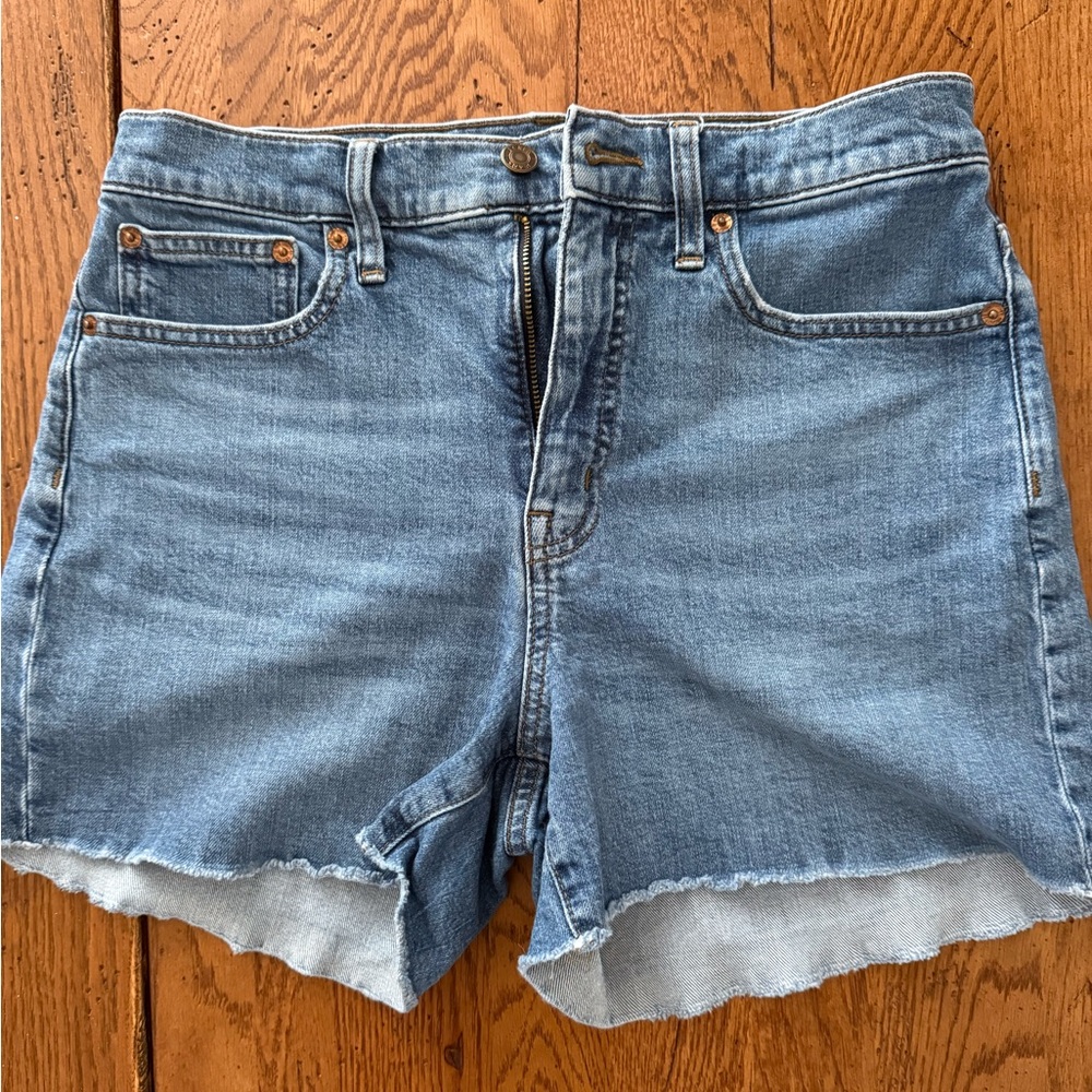 Classic High-Waist Light Wash Denim Shorts